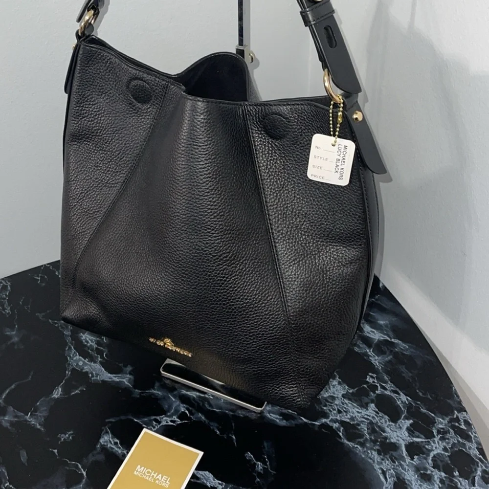 Women’s Handbag MICHAEL KORS Lucy Medium Hobo Shoulder Bag Black AUTHENTIC NEW